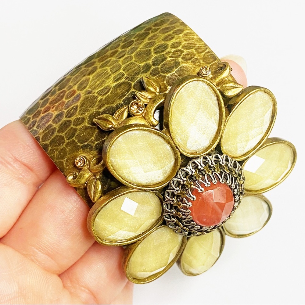 Vintage Oli Pop large brass floral embellished cuff bracelet